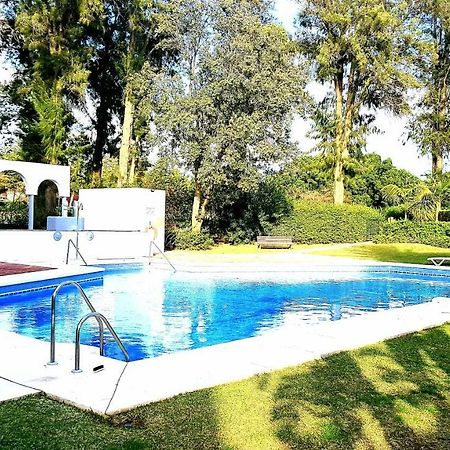 Apartamento Con Vistas Al Campo De Golf Y Piscina Apartment Fuengirola Bagian luar foto