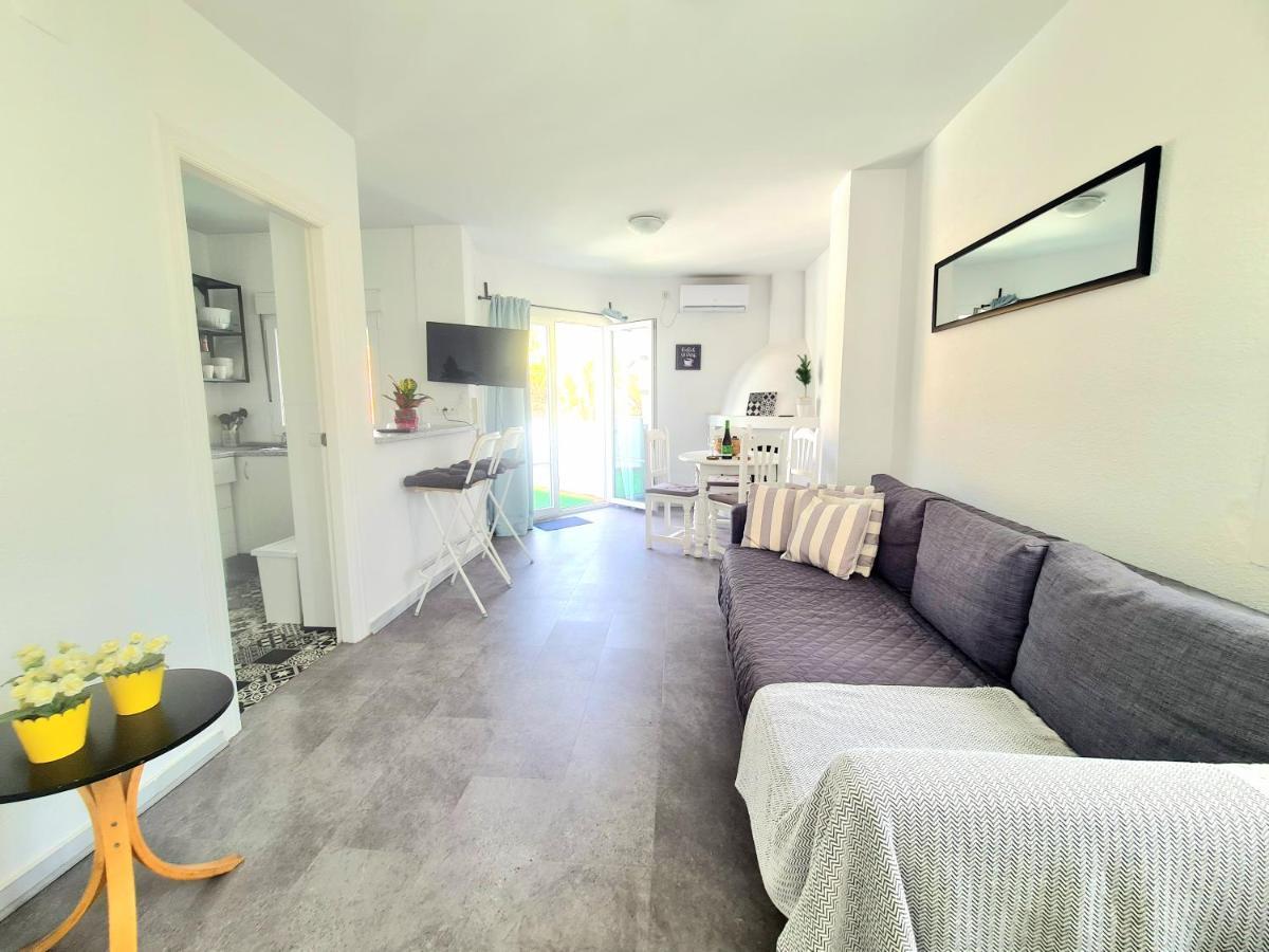 Apartamento Con Vistas Al Campo De Golf Y Piscina Apartment Fuengirola Bagian luar foto