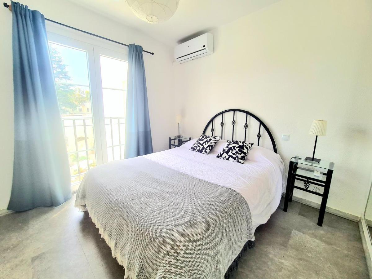 Apartamento Con Vistas Al Campo De Golf Y Piscina Apartment Fuengirola Bagian luar foto