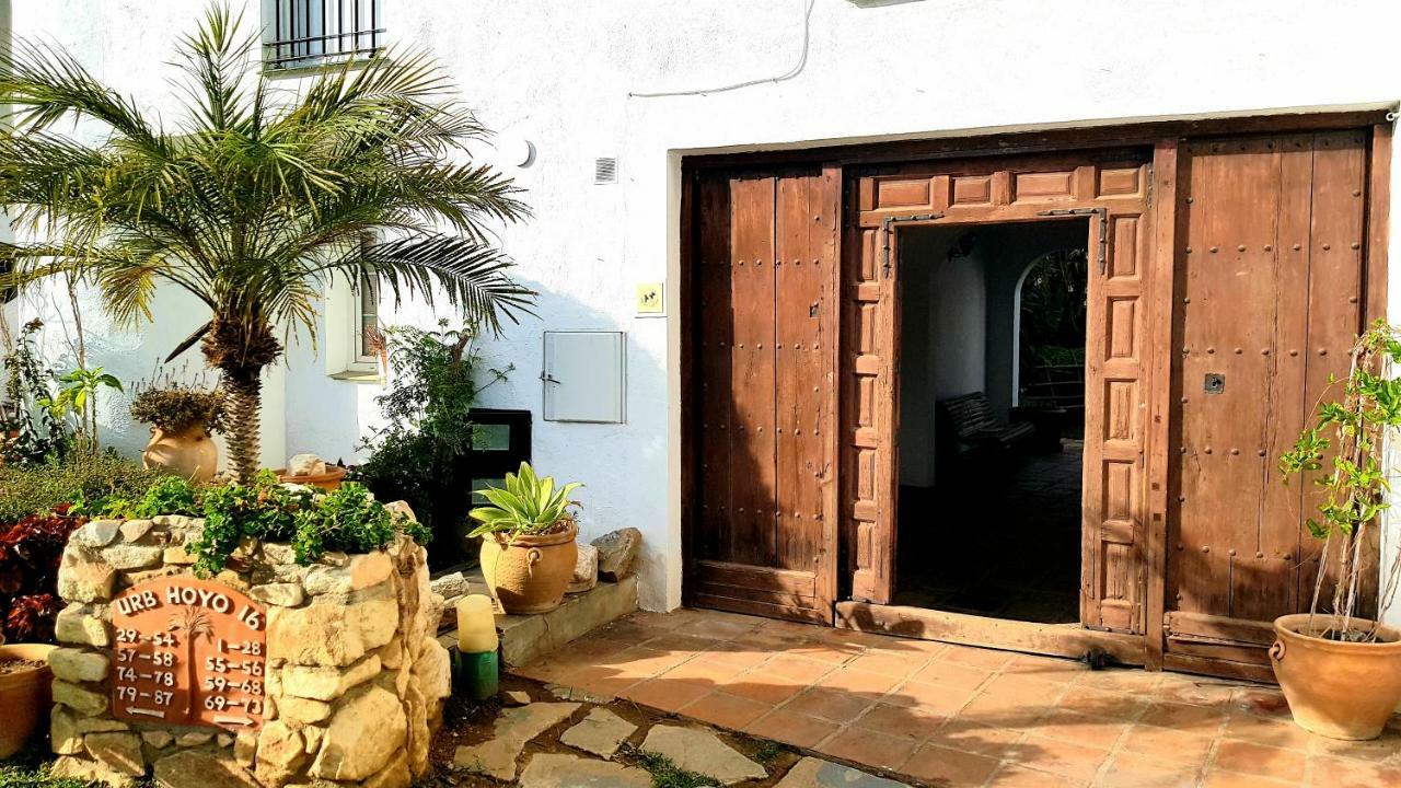 Apartamento Con Vistas Al Campo De Golf Y Piscina Apartment Fuengirola Bagian luar foto