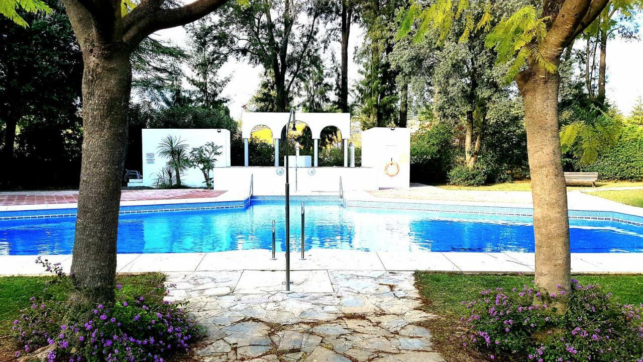 Apartamento Con Vistas Al Campo De Golf Y Piscina Apartment Fuengirola Bagian luar foto